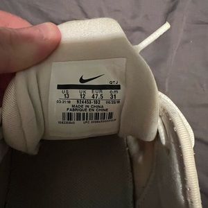 Nike Vapormax plus’s size 13 white